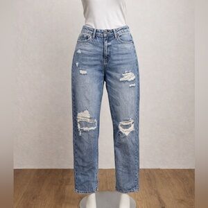 Hidden Jeans Distressed Boyfriend Straight Leg Light Wash Size 28 US 6